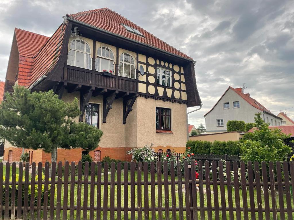 Villa Klara Cieplice 옐레니아구라 외부 사진